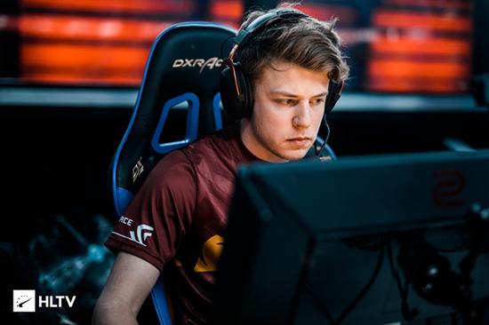 DRX 战胜 Team Secret ， Paper Rex 晋级季后赛 - VCT 2025： 太平洋第二阶段