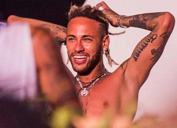 mezii ：我们需要更加关注团队合作，并决心再次赢得冠军