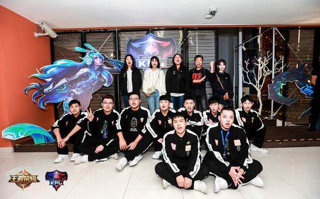 Team Liquid 对阵 SAW，而 B8 将迎战 Aurora Gaming 在 PGL Masters Bucharest 2025 的季后赛中